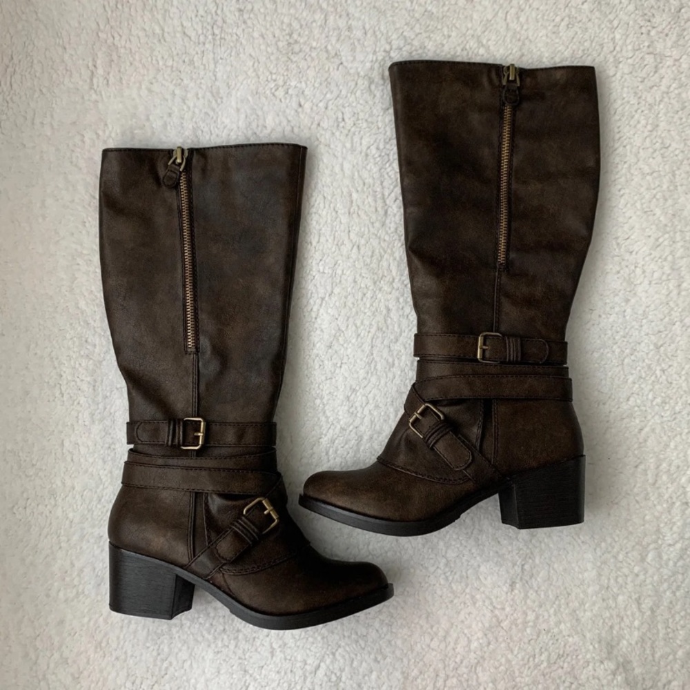 NWOT Brown Tall Boots Size 8.5